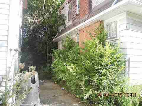 2522 Leslie (3)_m.jpg